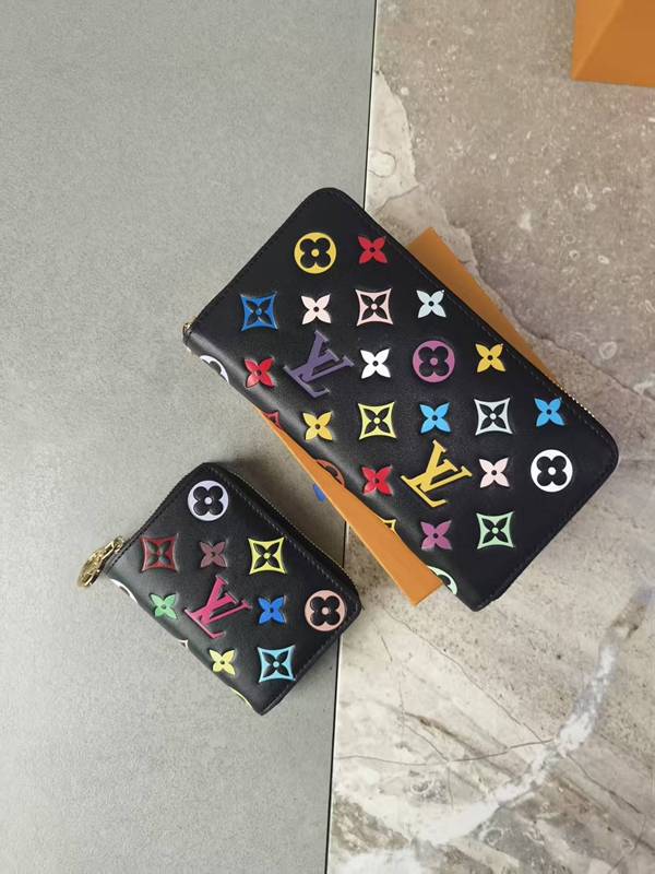 LVコピーウォレット全体デザイン